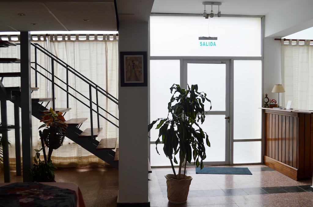Hotel Magnet 2*